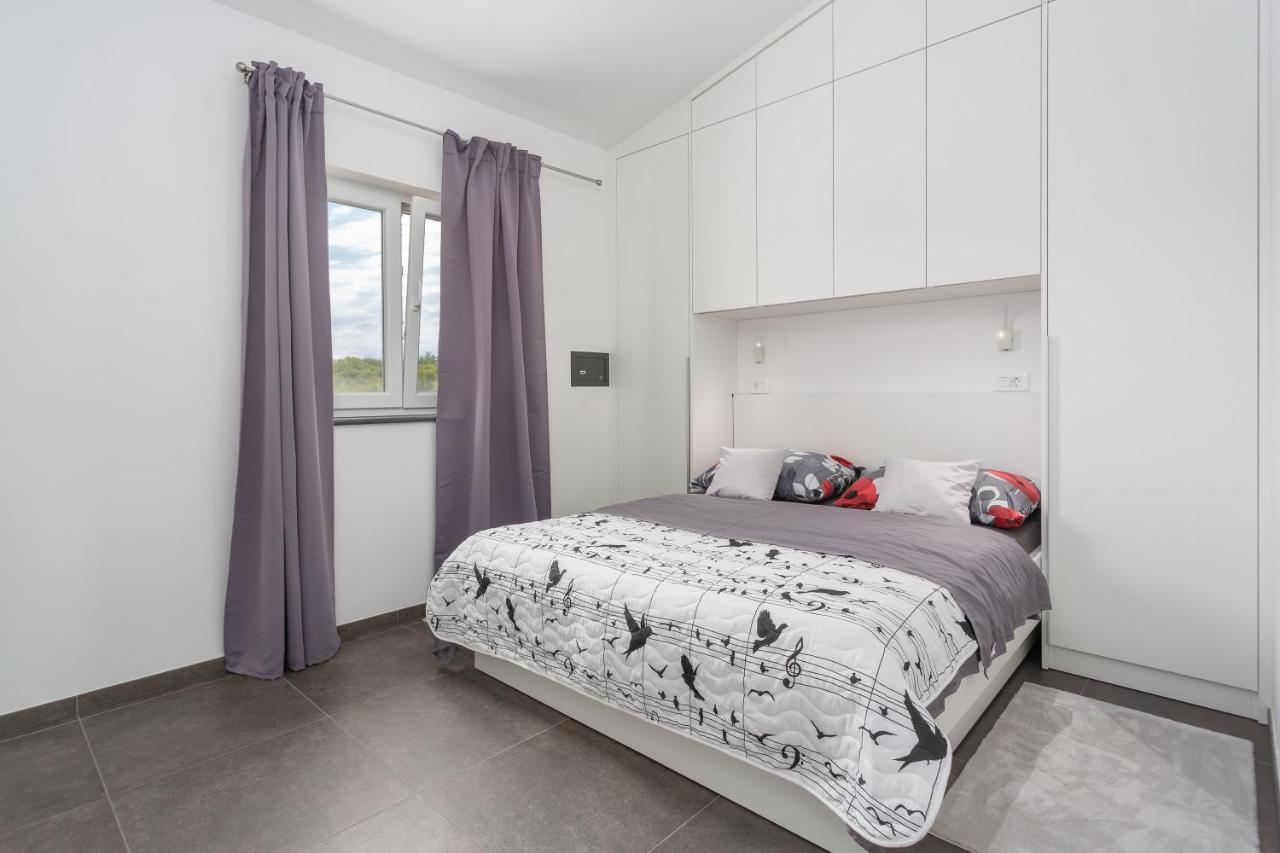 Gallery Apartment In Skrbcici Exterior foto